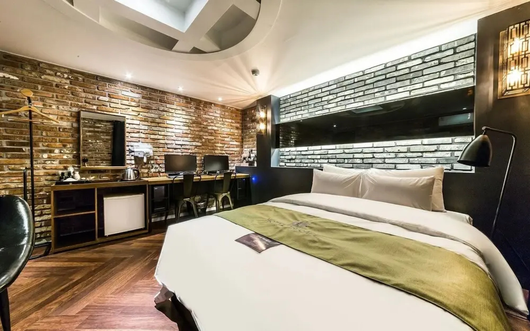 Sanbon Hotel in Cafe