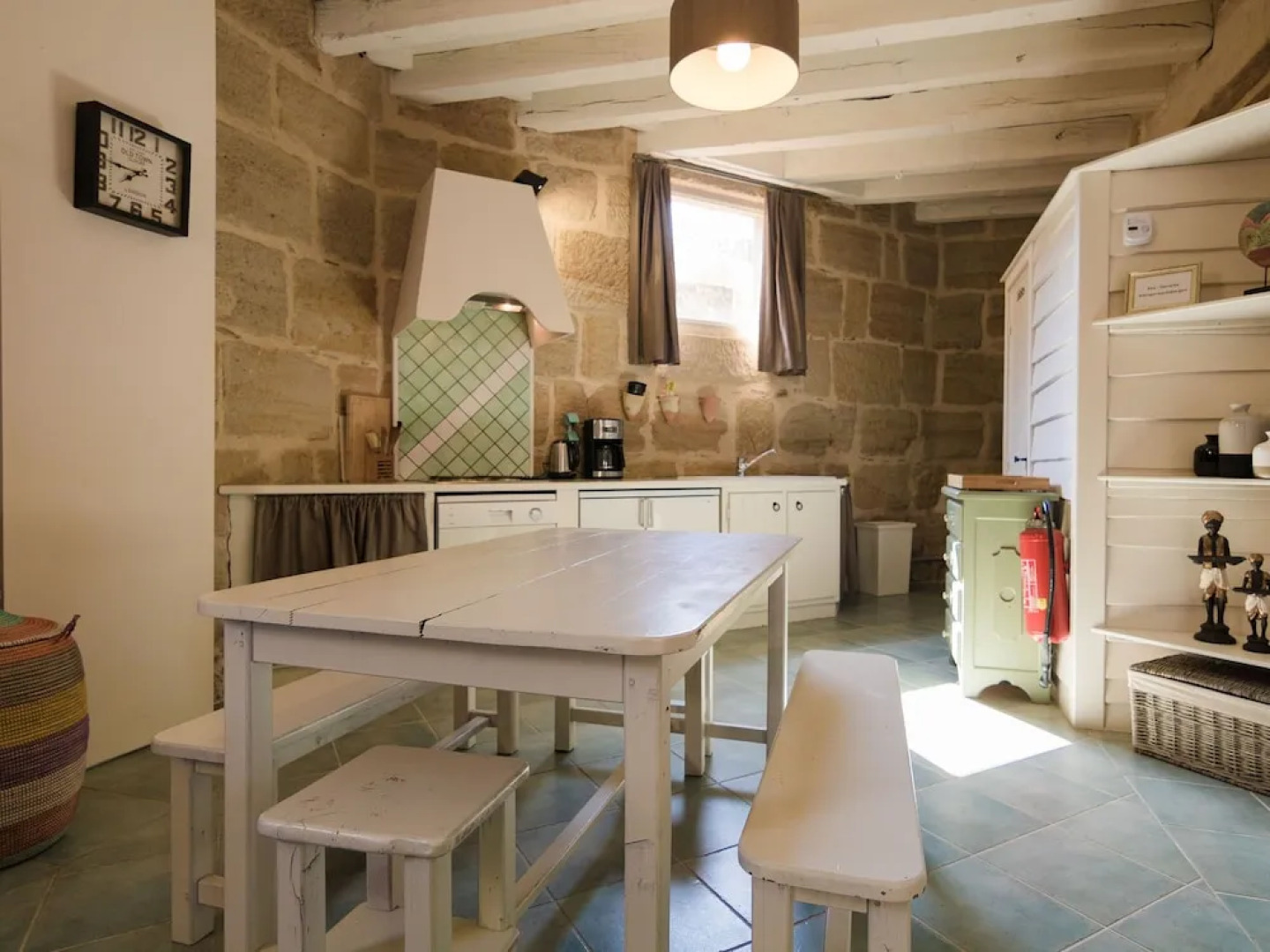 Lush Mansion in Lacapelle-marival With Jacuzzi