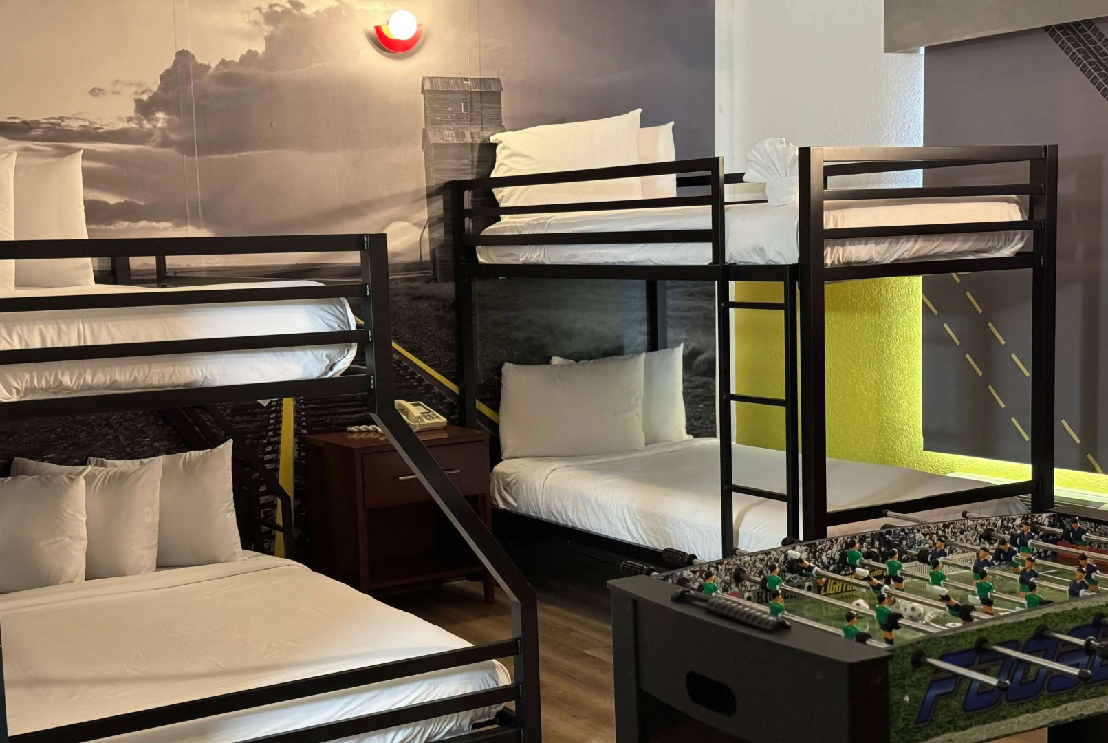 Super 8 by Wyndham Bloomington/Airport