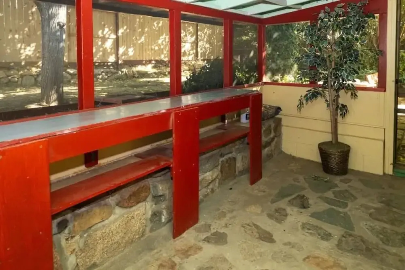 Nature's Bounty Cabin: Explore, Relax, Reconnect 3 Bedroom Home by RedAwning