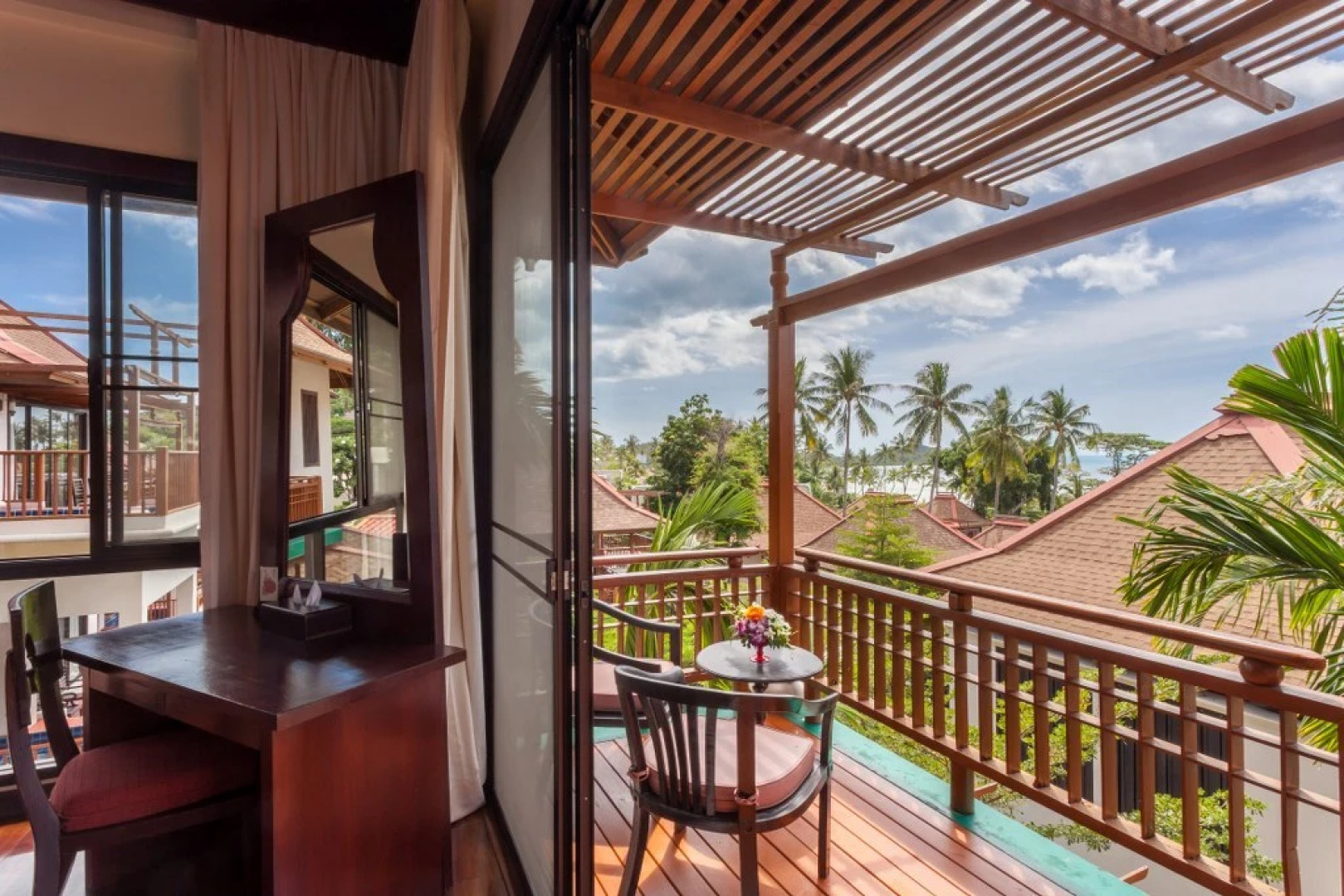The Briza Beach Resort, Samui