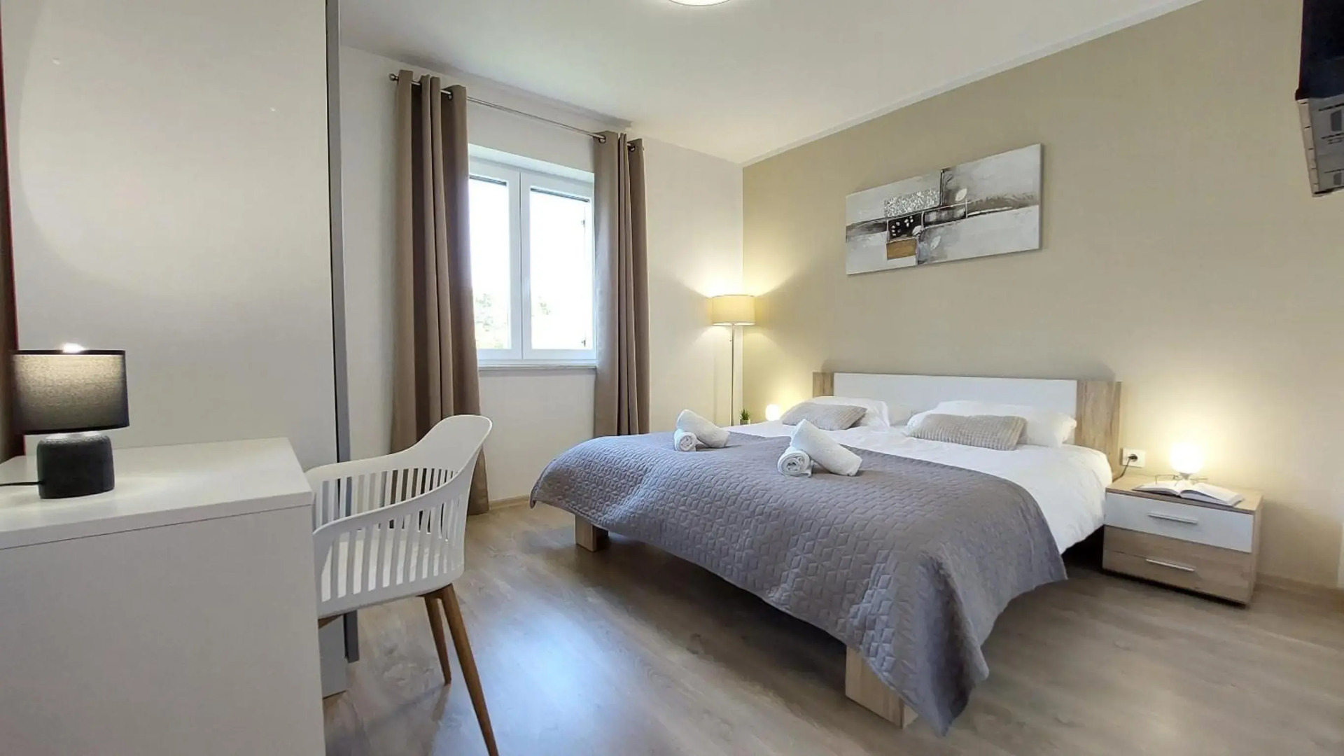 Villa Amoena with pool and sauna near Novigrad