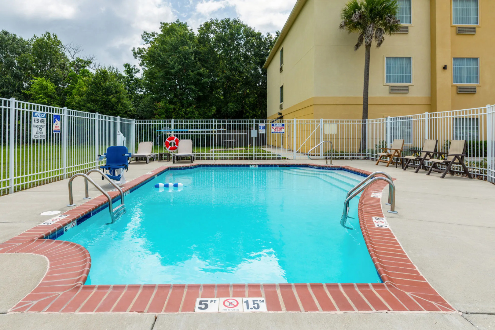 Comfort Inn & Suites Scott-West Lafayette