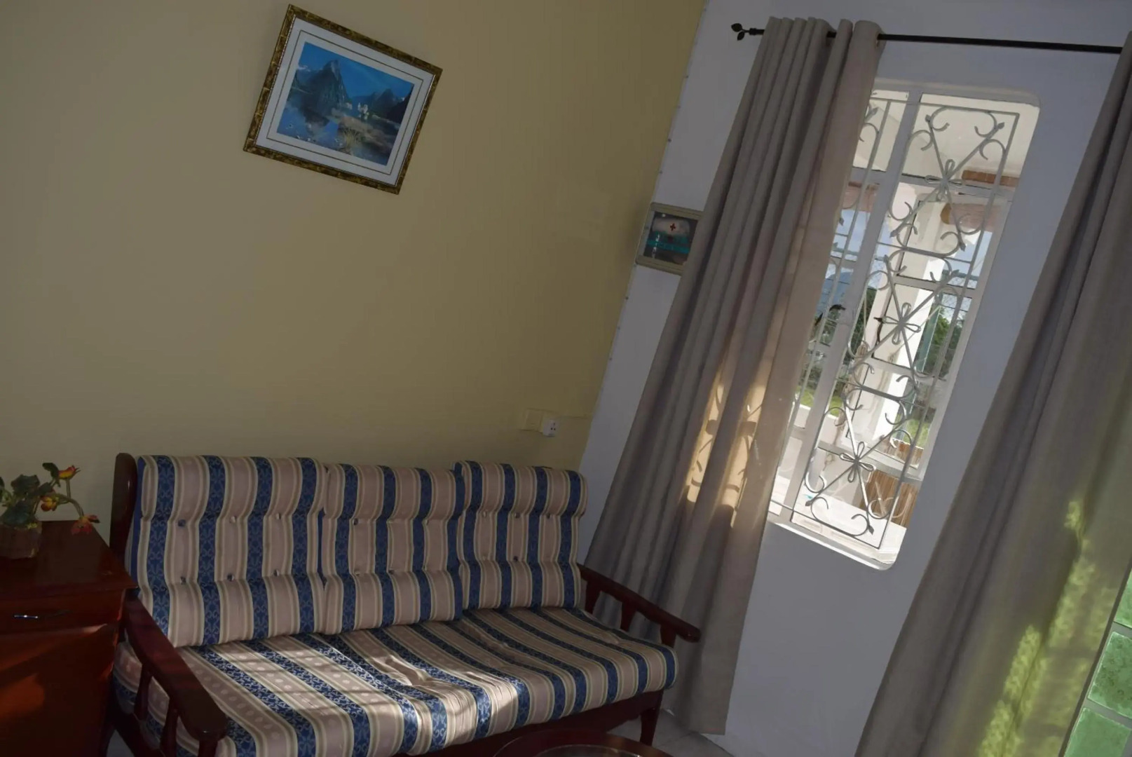 Mauri holidays 'Budgeted Apartment'