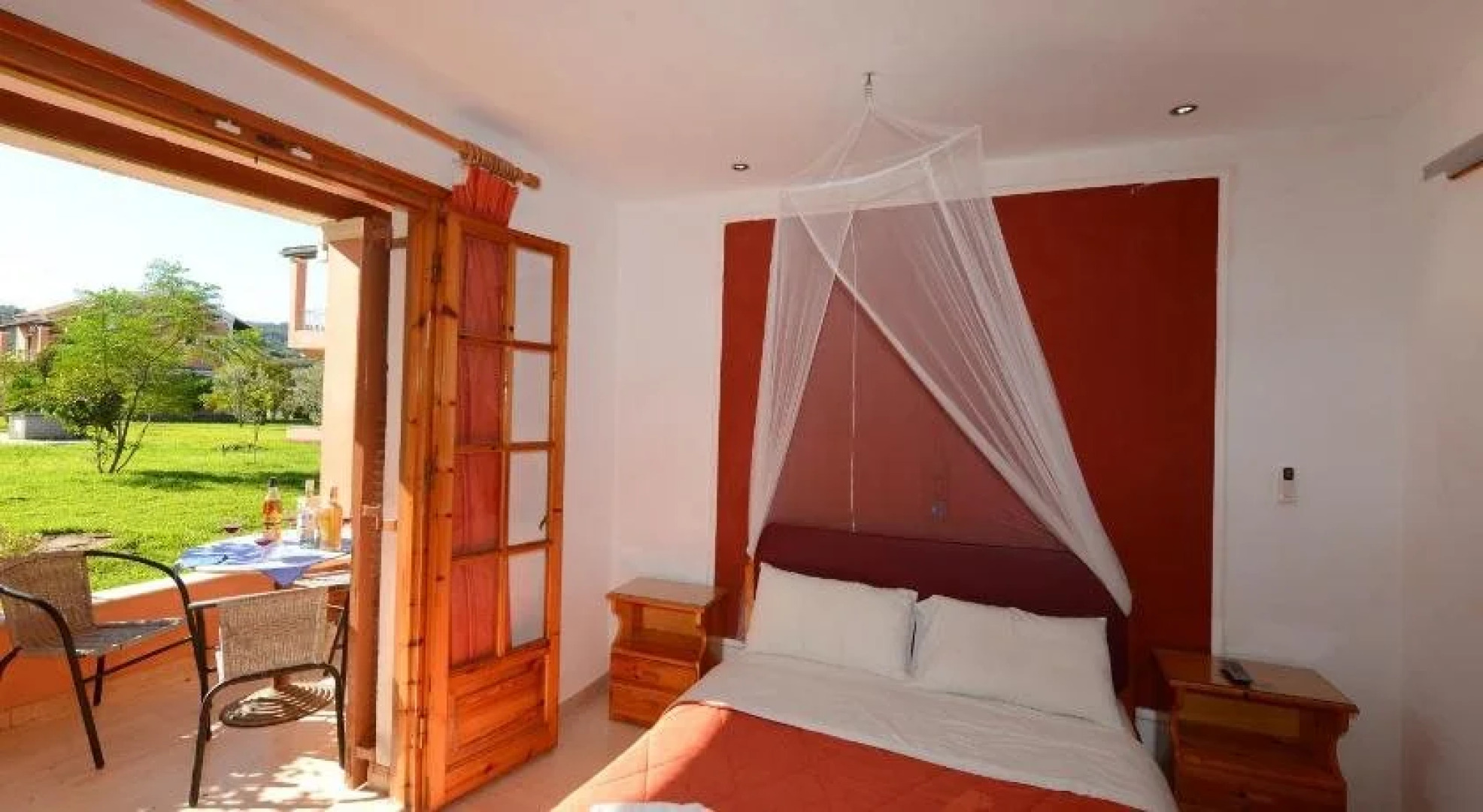 Charlies Venus Apartments