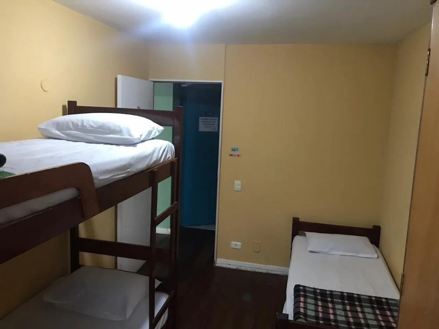 Hostel Praça da Árvore