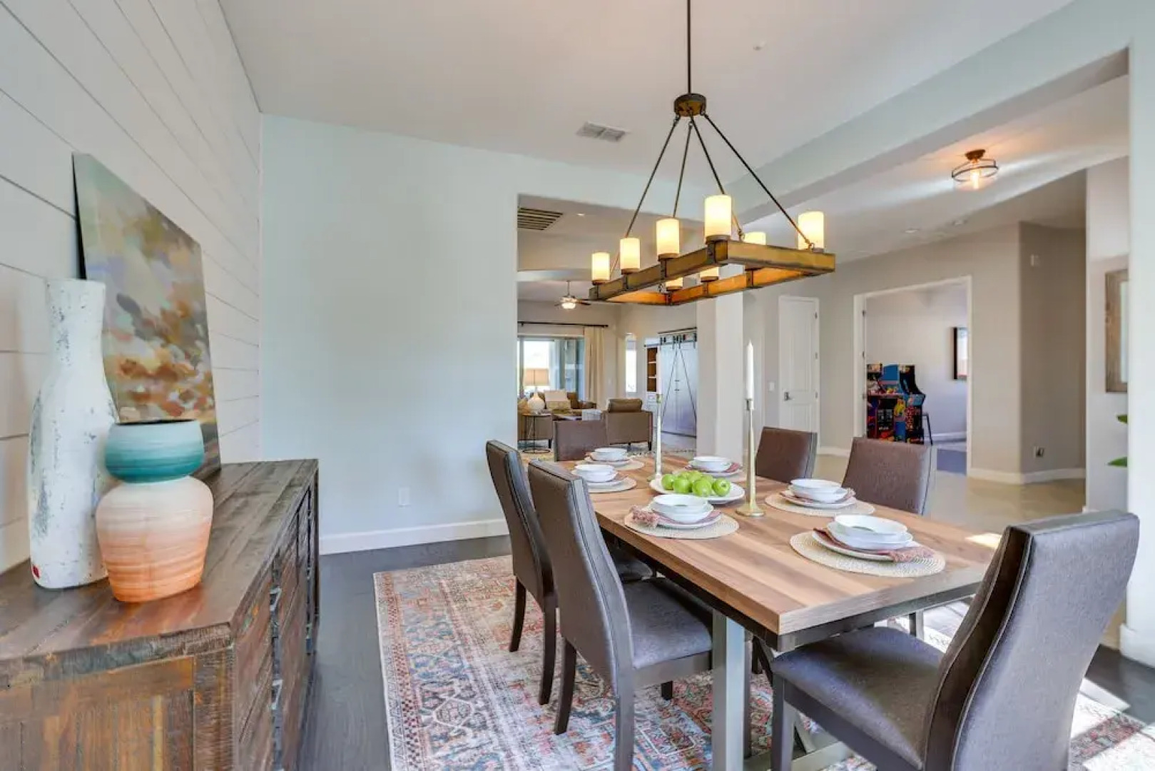 Saltwater Pool & Swim-up Bar: Goodyear Oasis!