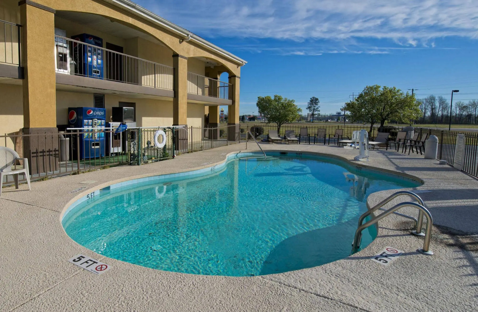 Florence Inn and Suites