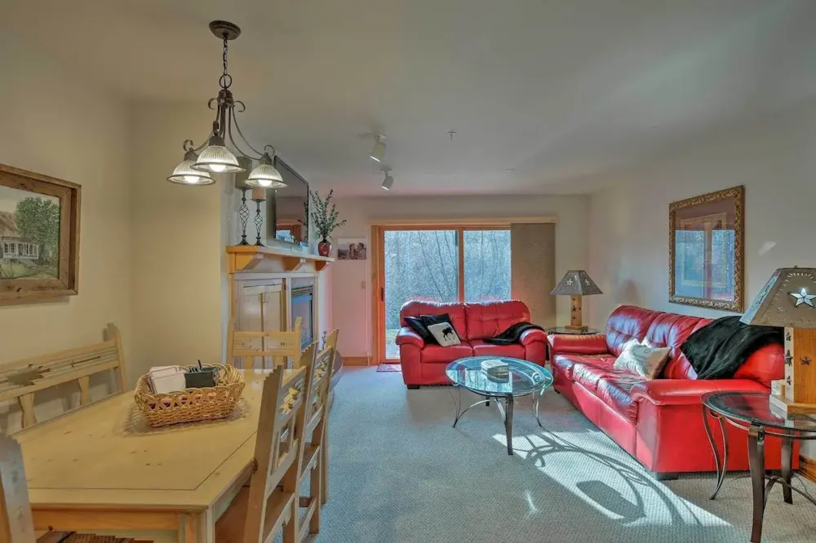 Cozy Driggs Condo w/ Hot Tub & Ski Shuttle Service