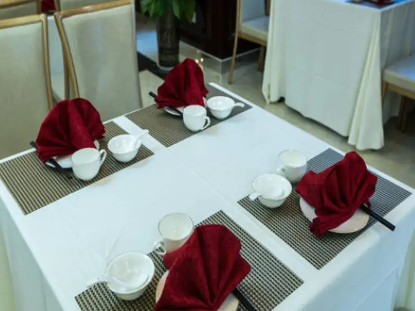 Vienna International Hotel (Zhumadian Huayuan Xuefu)