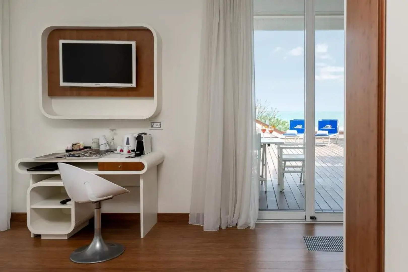 Trampolines Suite Hotel