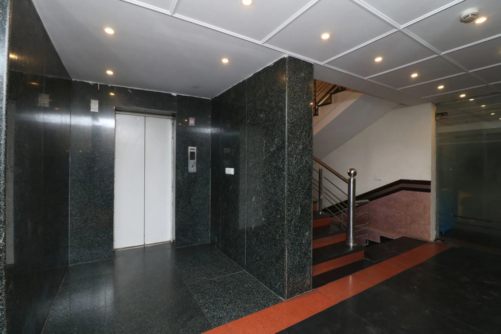 OYO 9978 Hotel Calista