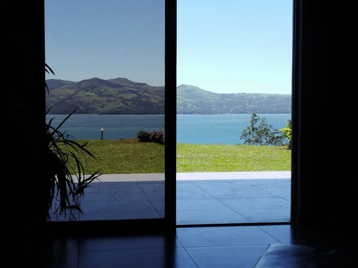 Lake Gardens Arenal Villas