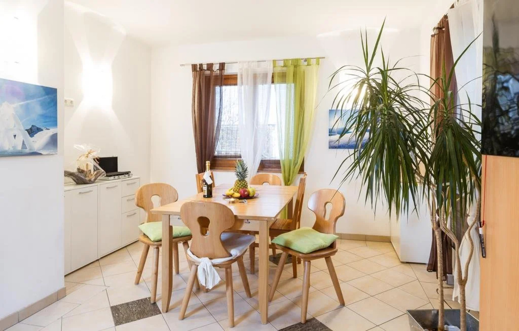 Heaven Holiday Chalet