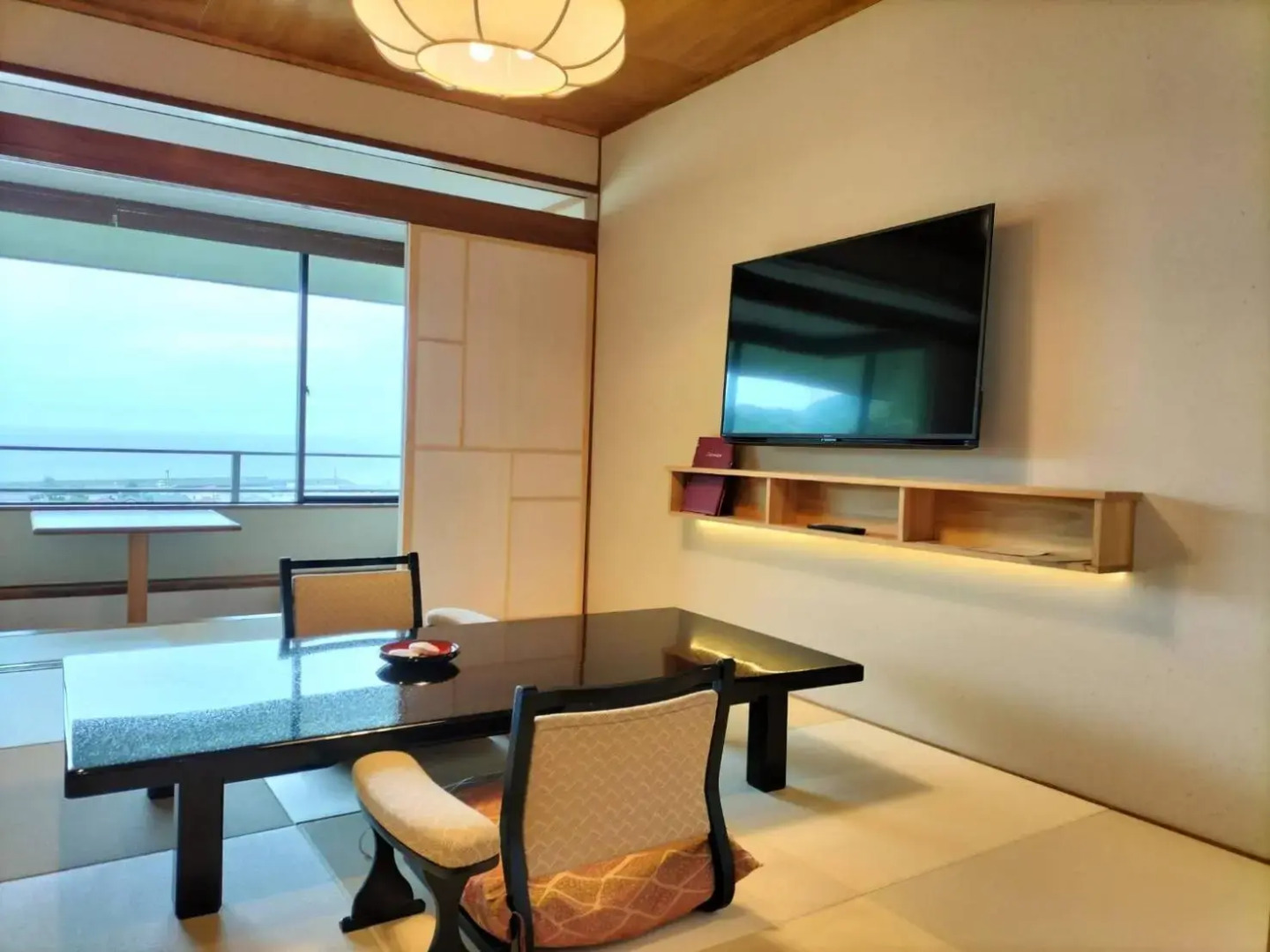 sakahijiri・gyokushoen