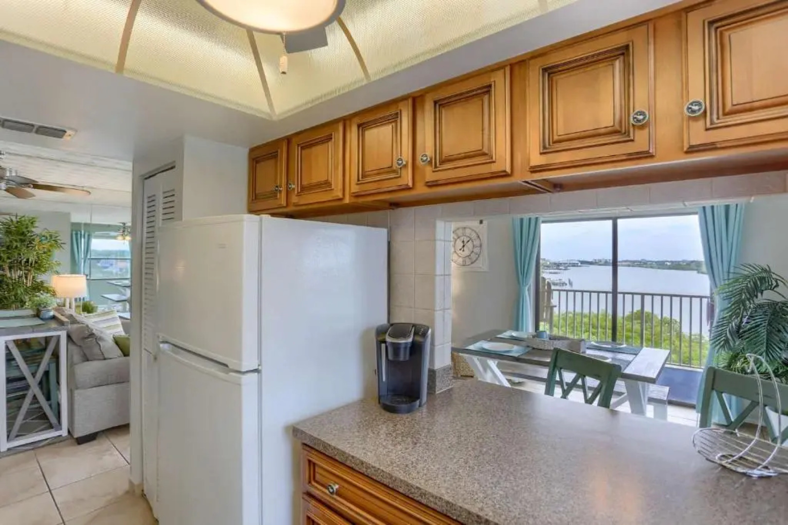 508 Bayshores Yacht & Tennis Club