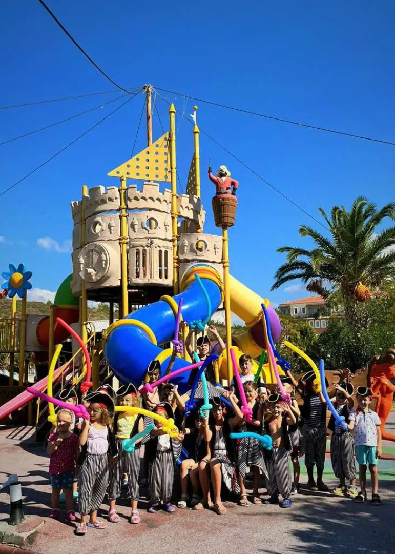 Cactus Club Yalı & Resort