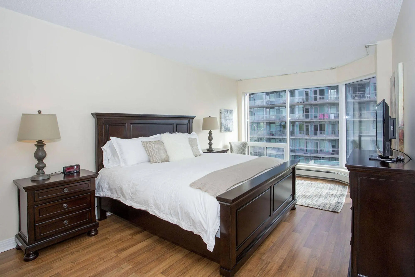 Moore Executive Suites - The Paramount