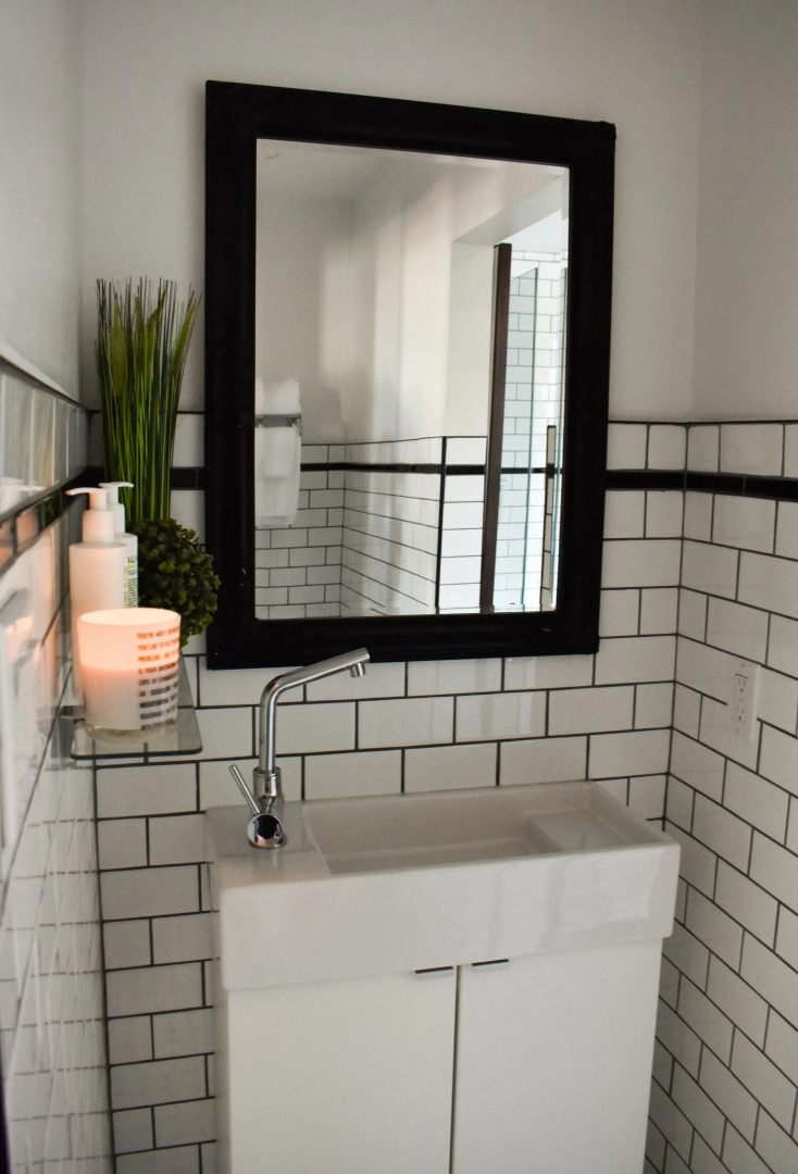 Crash Hotel Downtown Edmonton