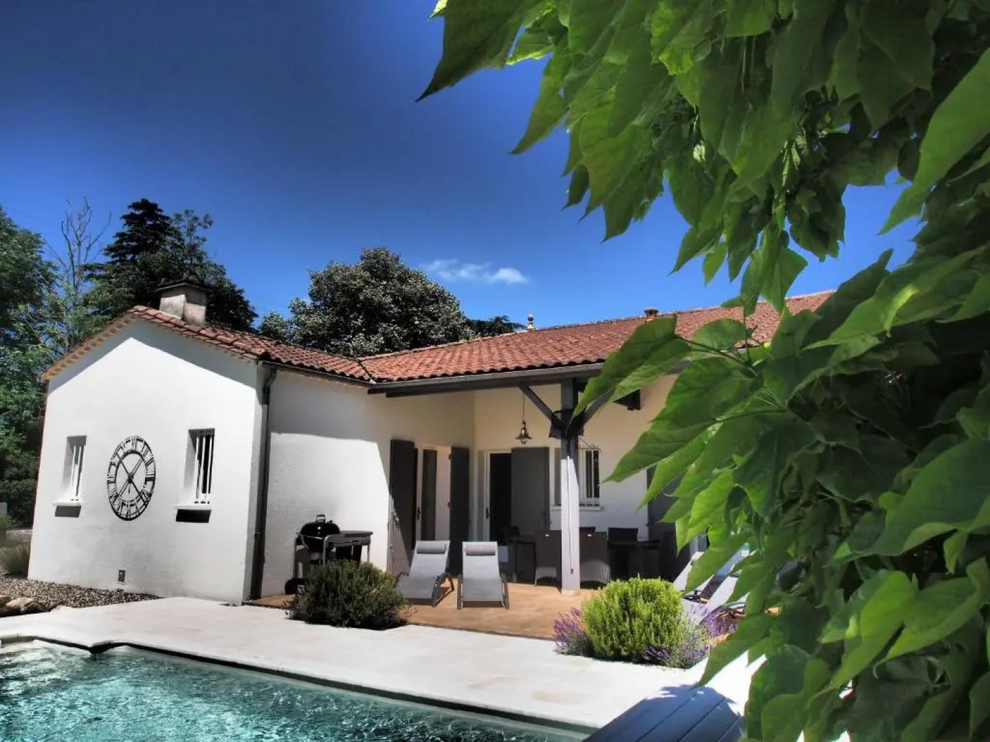 La Villa a Chateau Franc-Daut Sleeps 6