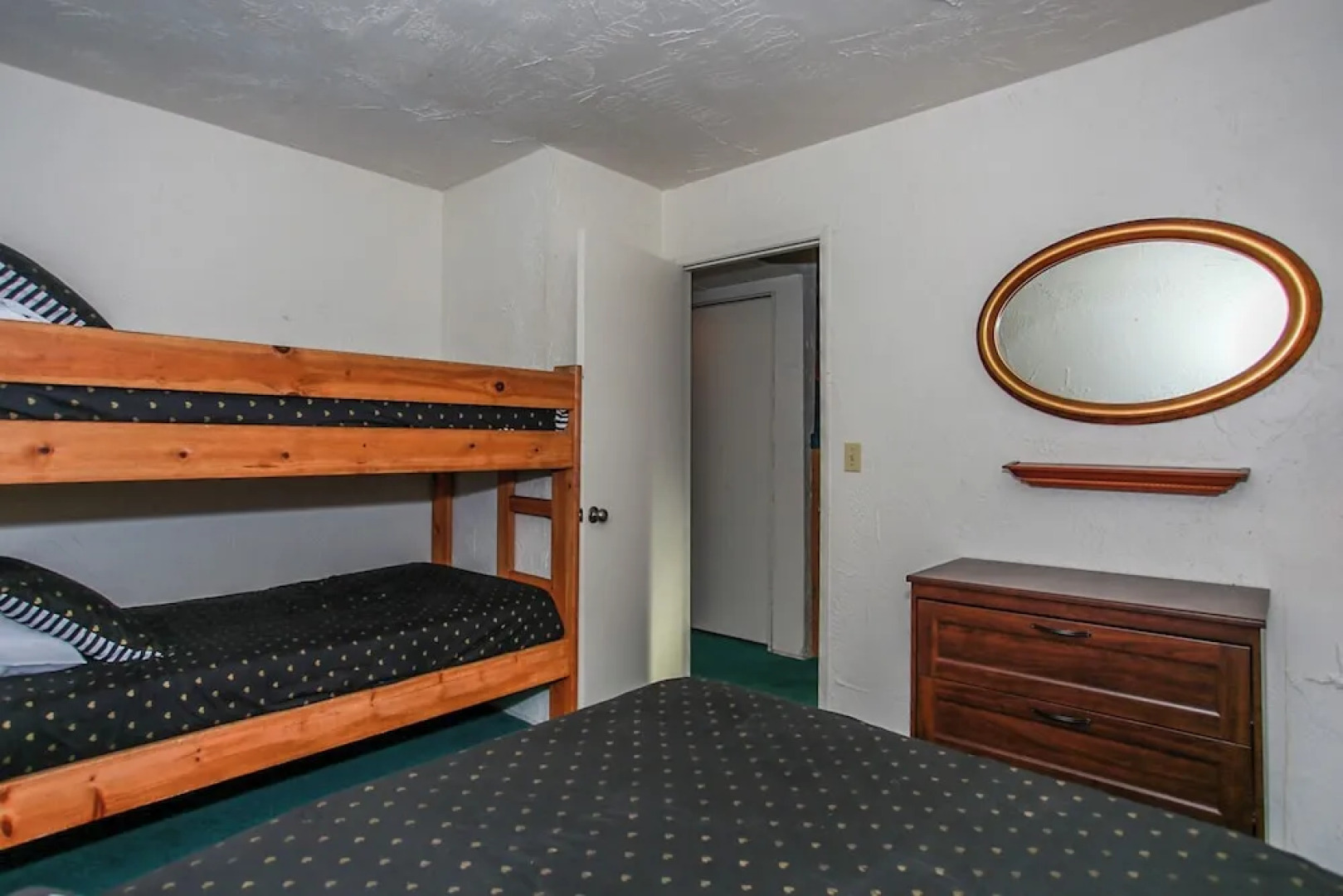 Three-Bedroom Premier Townhouse Unit #17 by Snow Summit Townhouses