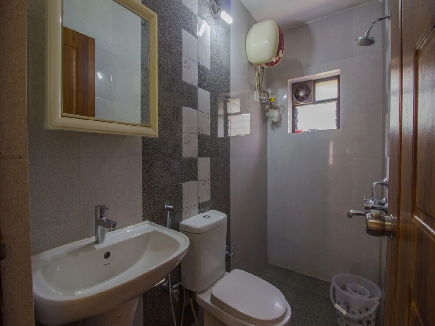 OYO 14299 Home Luxurious 2BHK Porvorim