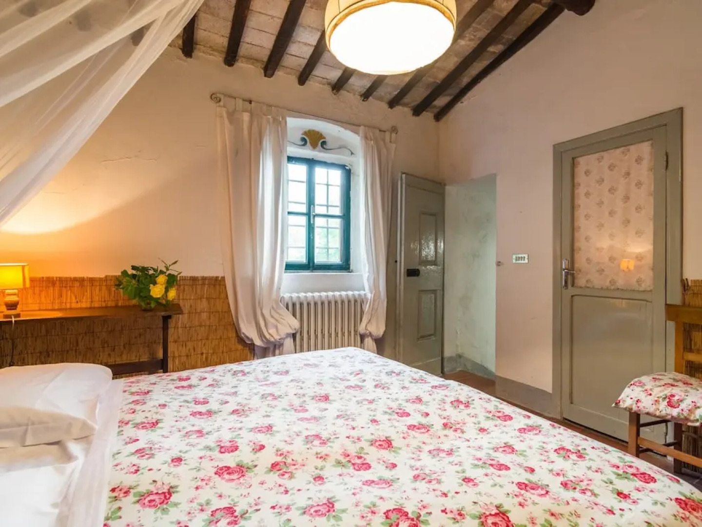 Farmhouse in Tuscany Near Renaissance Villa