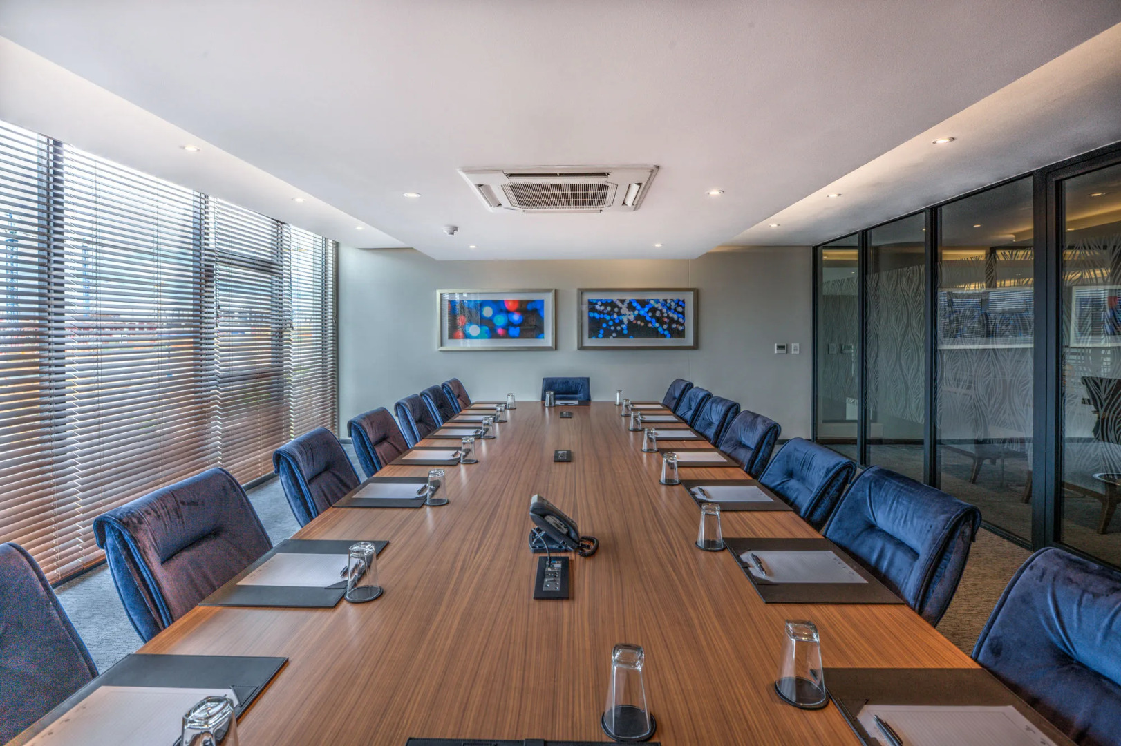 City Lodge Hotel Waterfall City