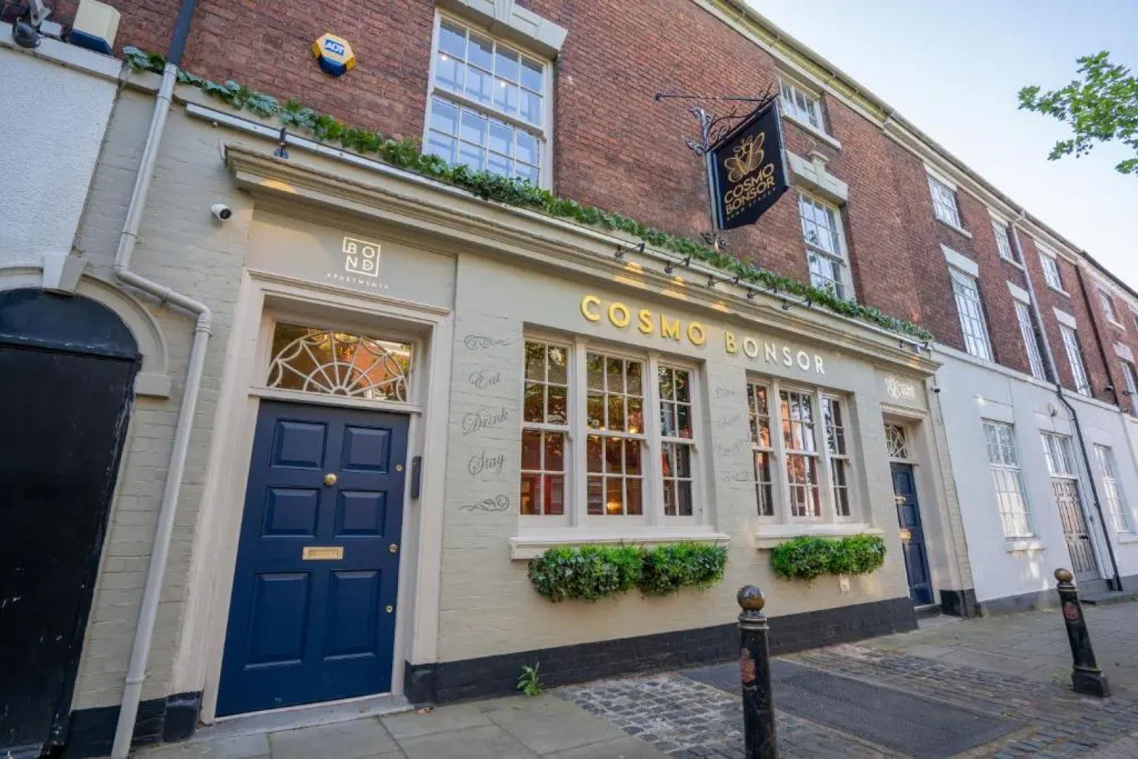 Bond Street Apartments