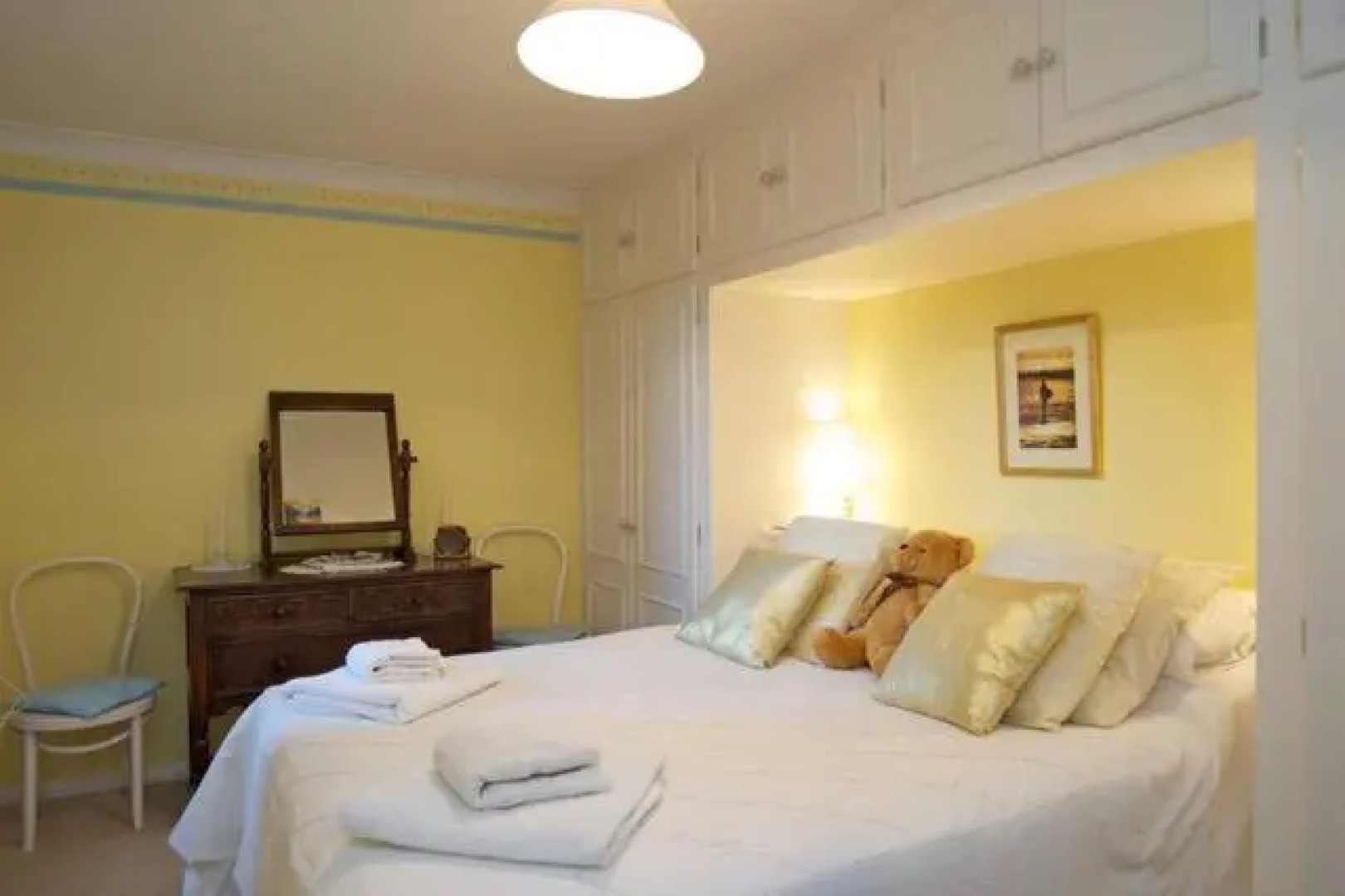 2 bedrooms apartment with free parking