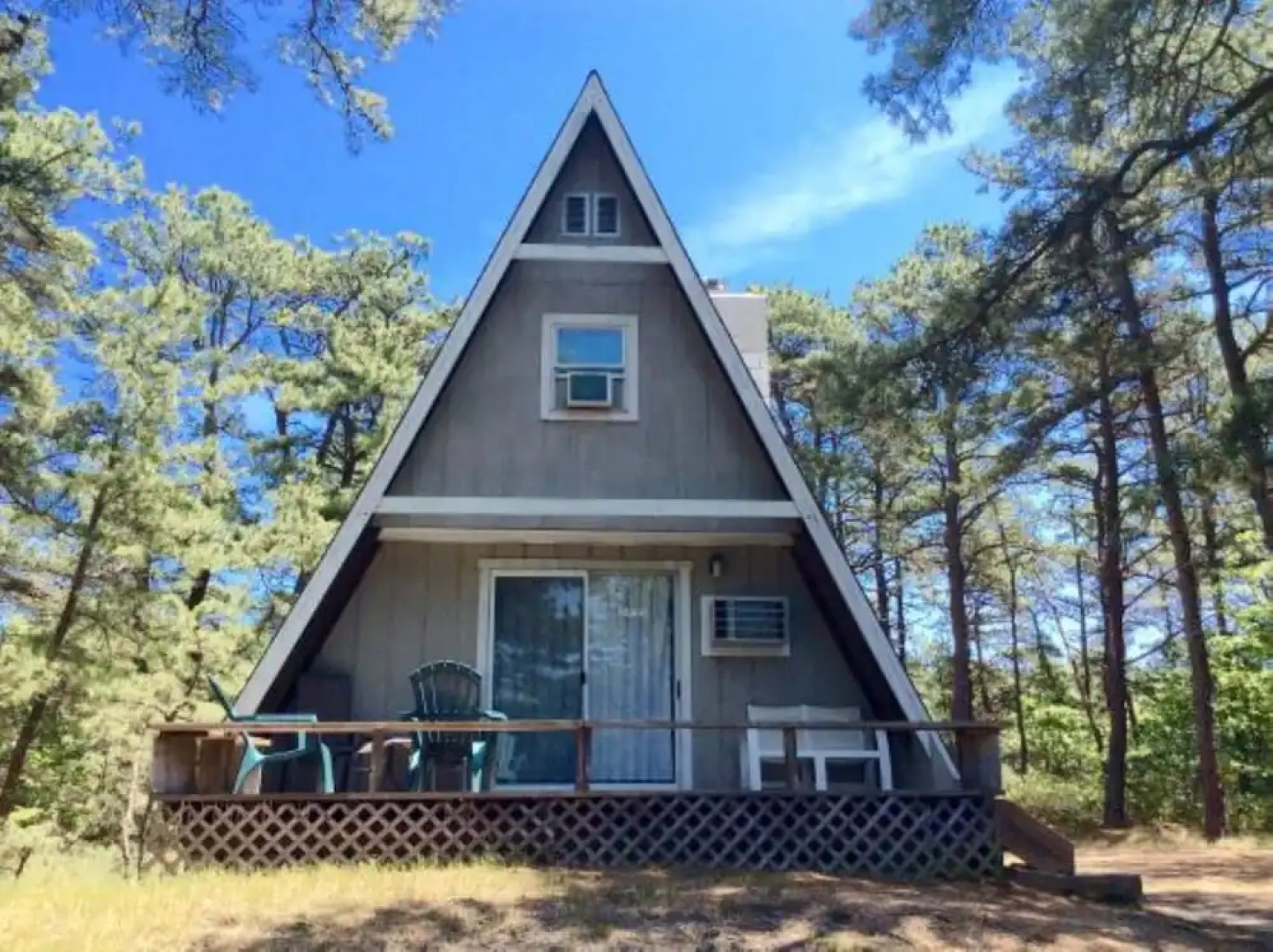 Cottages at the Even'tide Resort