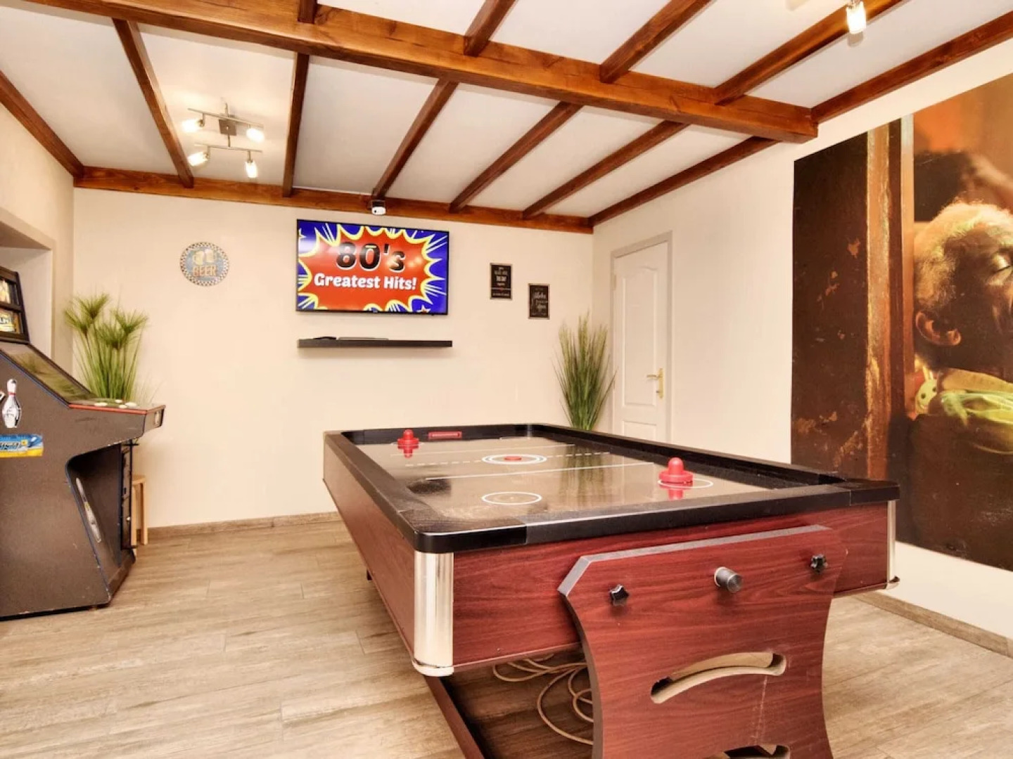 Retreat With Sauna & Games