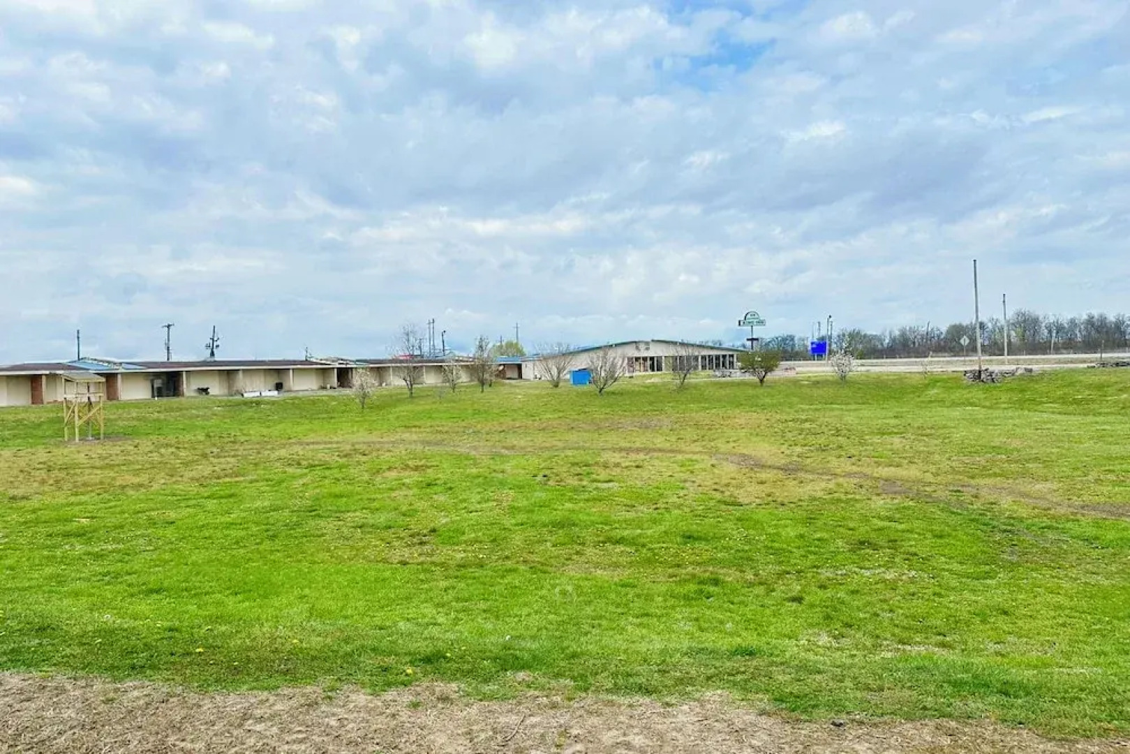 Shamrock Kings Inn By Oyo Marked Tree I-555