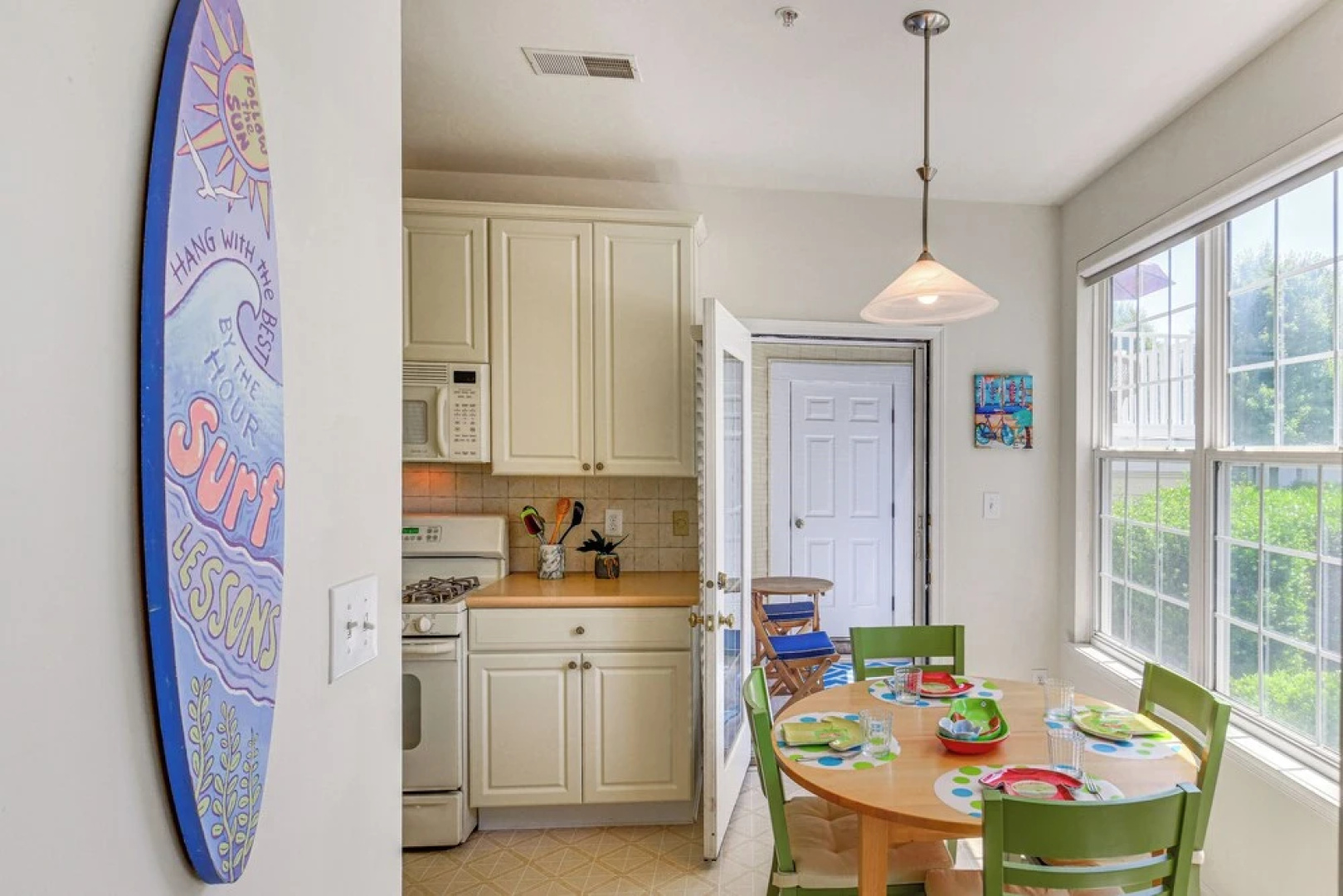 Pet-friendly Ocean View Condo w/ Community Perks!