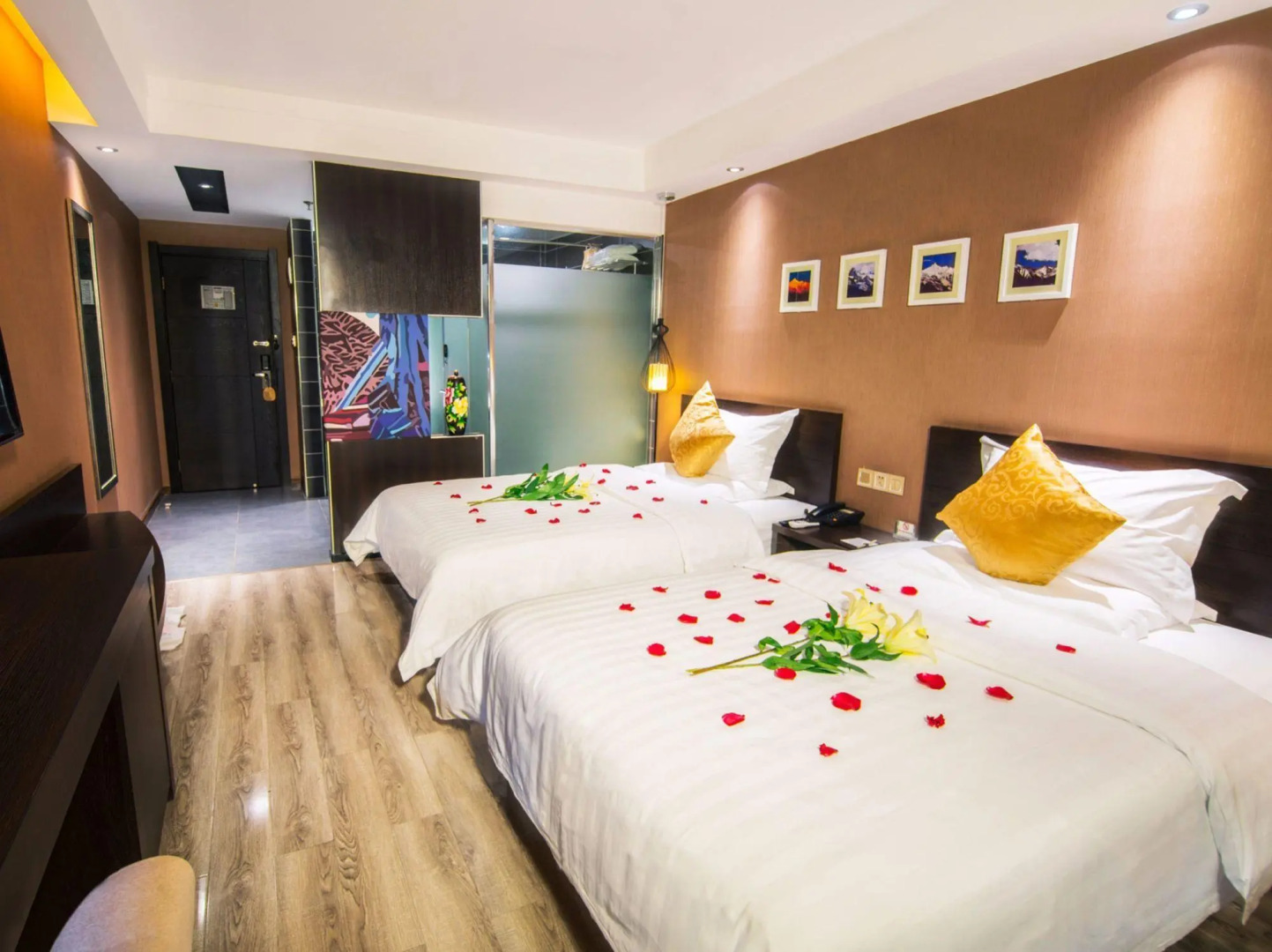 Badi Hotel Int'l Exhibition Center