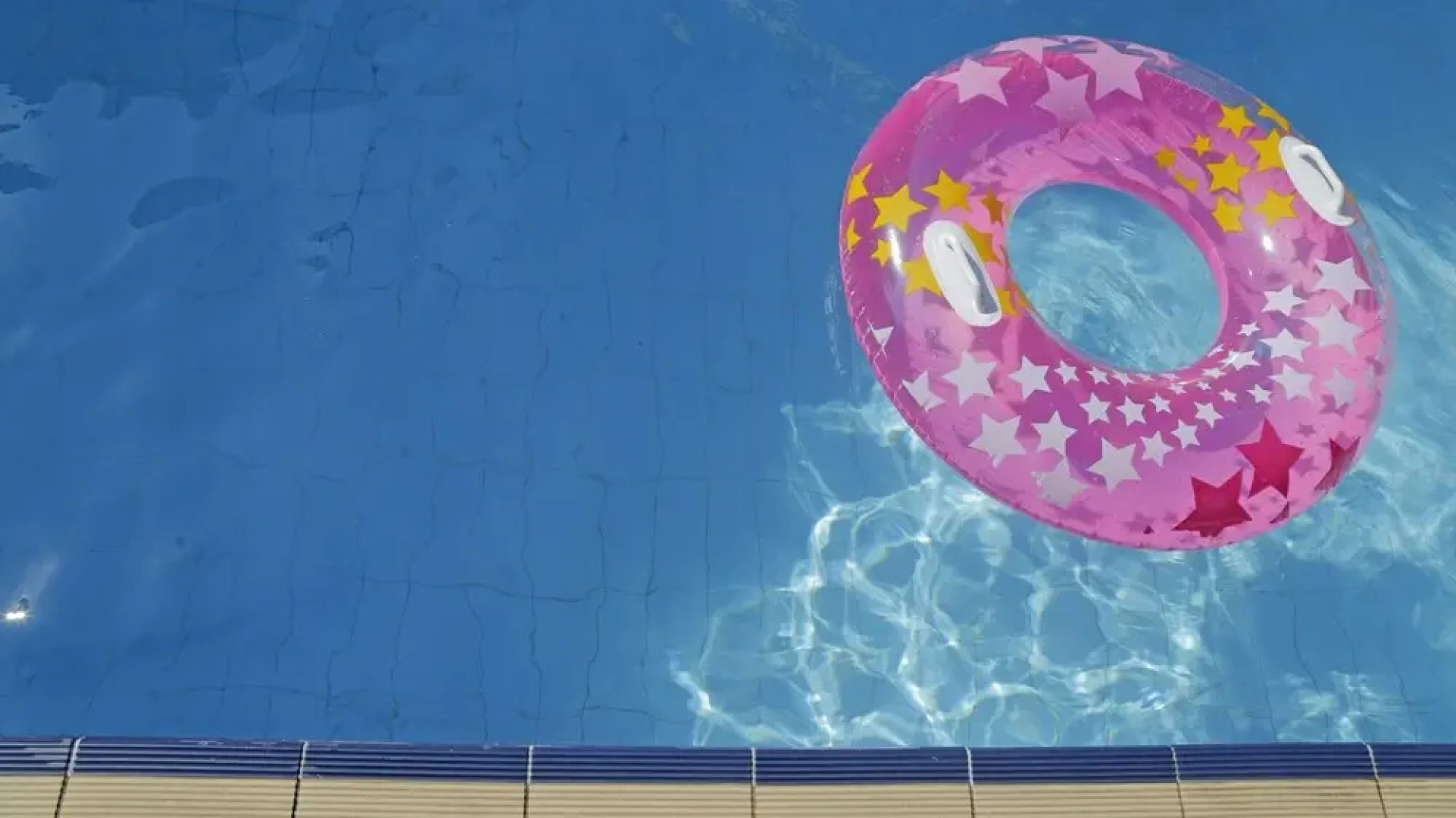 "exotic Studio at Oliva Holiday Homes"