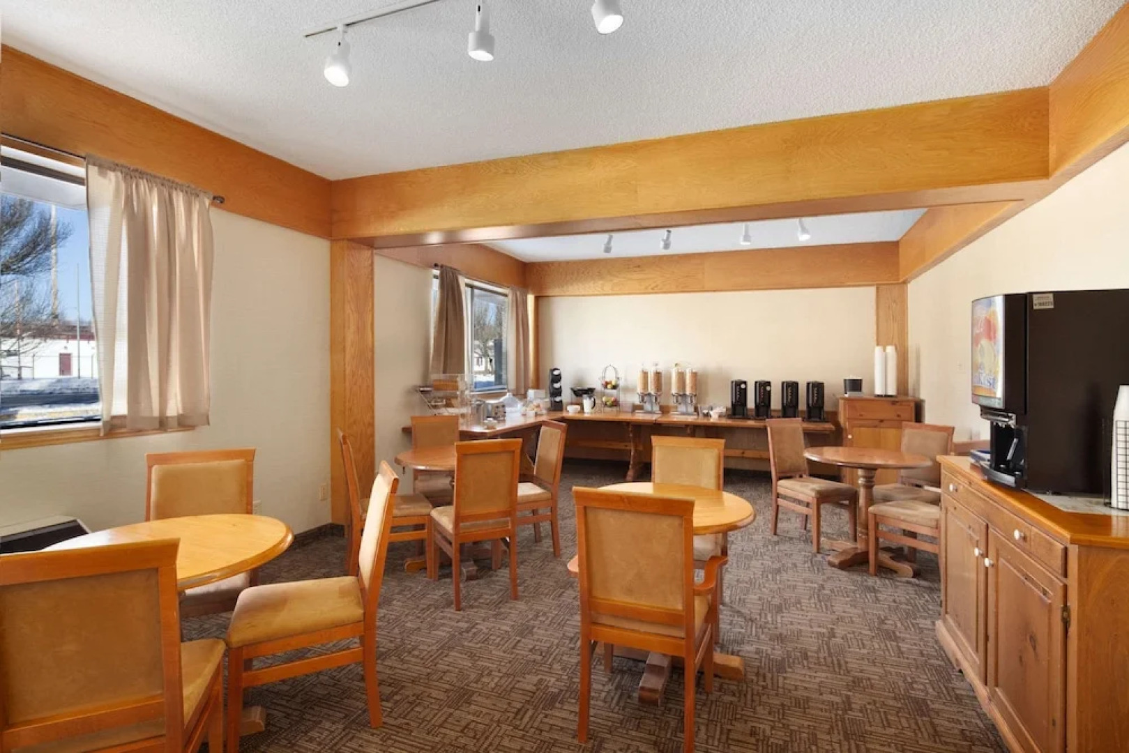 Travelodge Thunder Bay ON