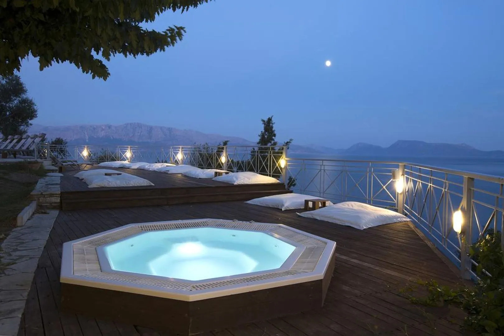 Red Tower Hotel Lefkada