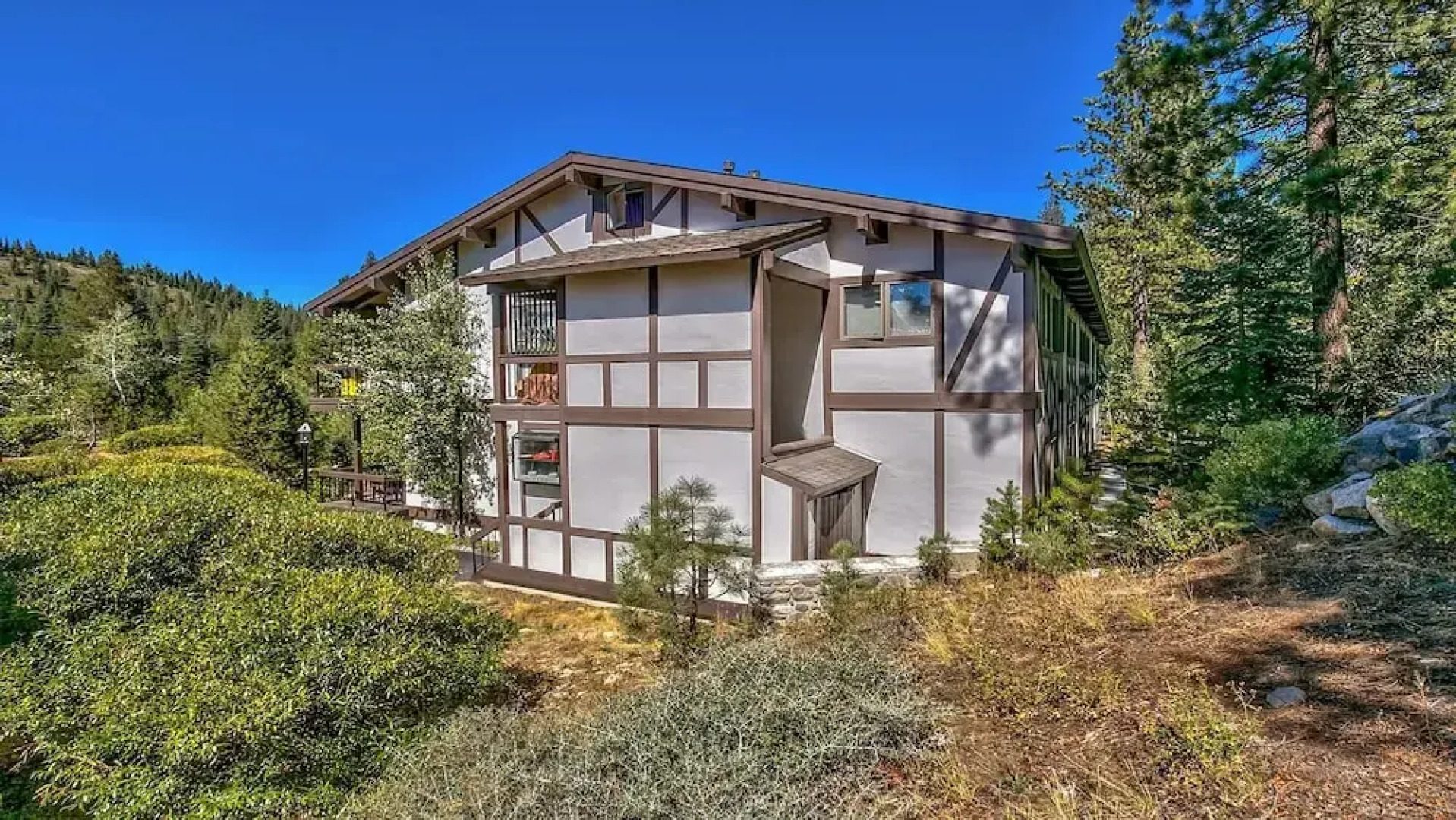 227 Squaw Valley Road Condo