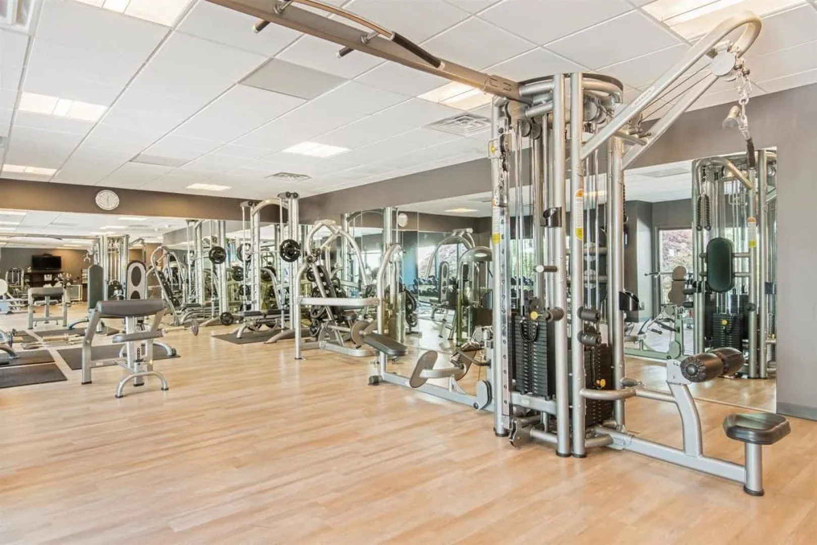 Wyndham Hamilton Park Hotel and Conference Center