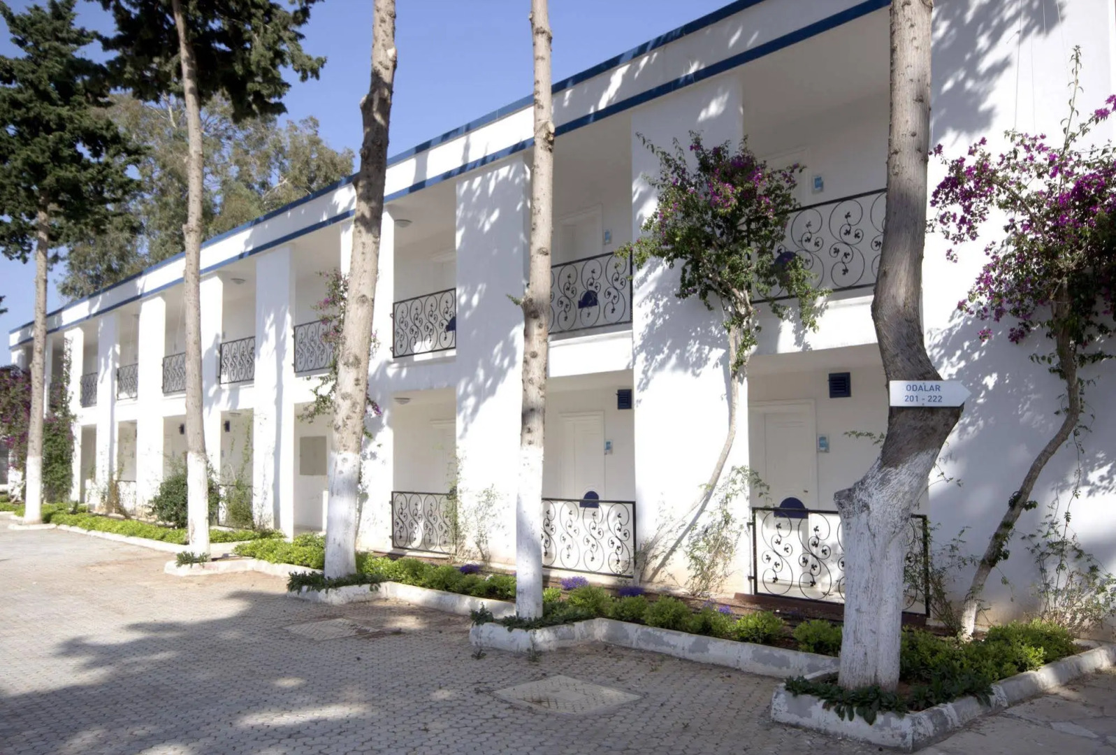 Mavi Beyaz Hotel Beach Club