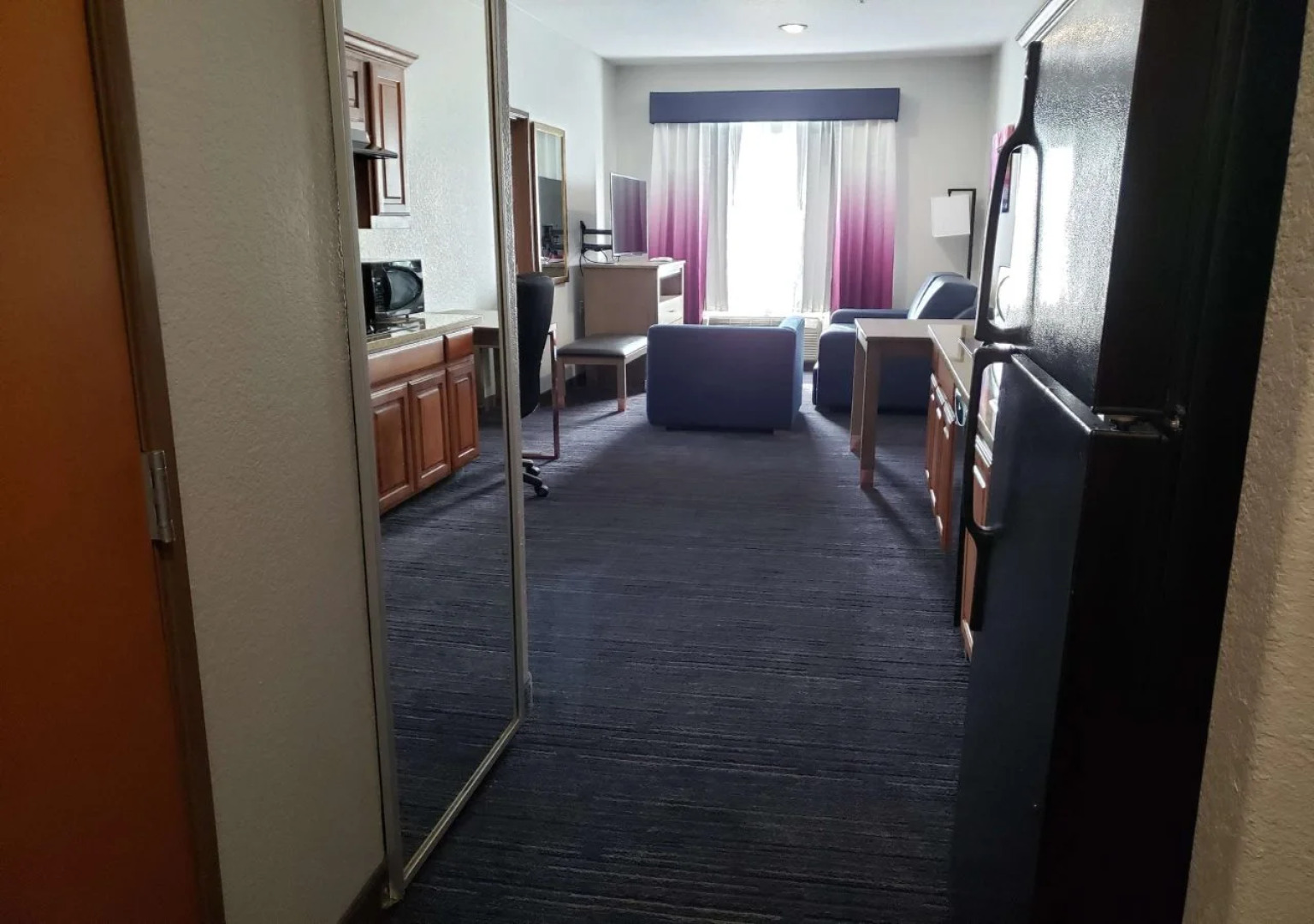 Best Western Plus San Antonio East Inn & Suites