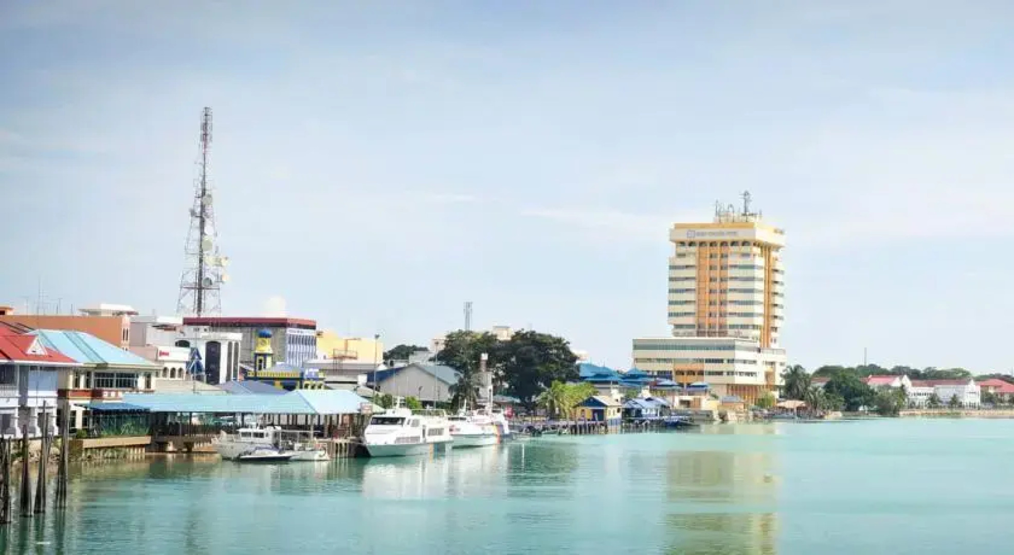 Popchuco Art Gallery Homestay