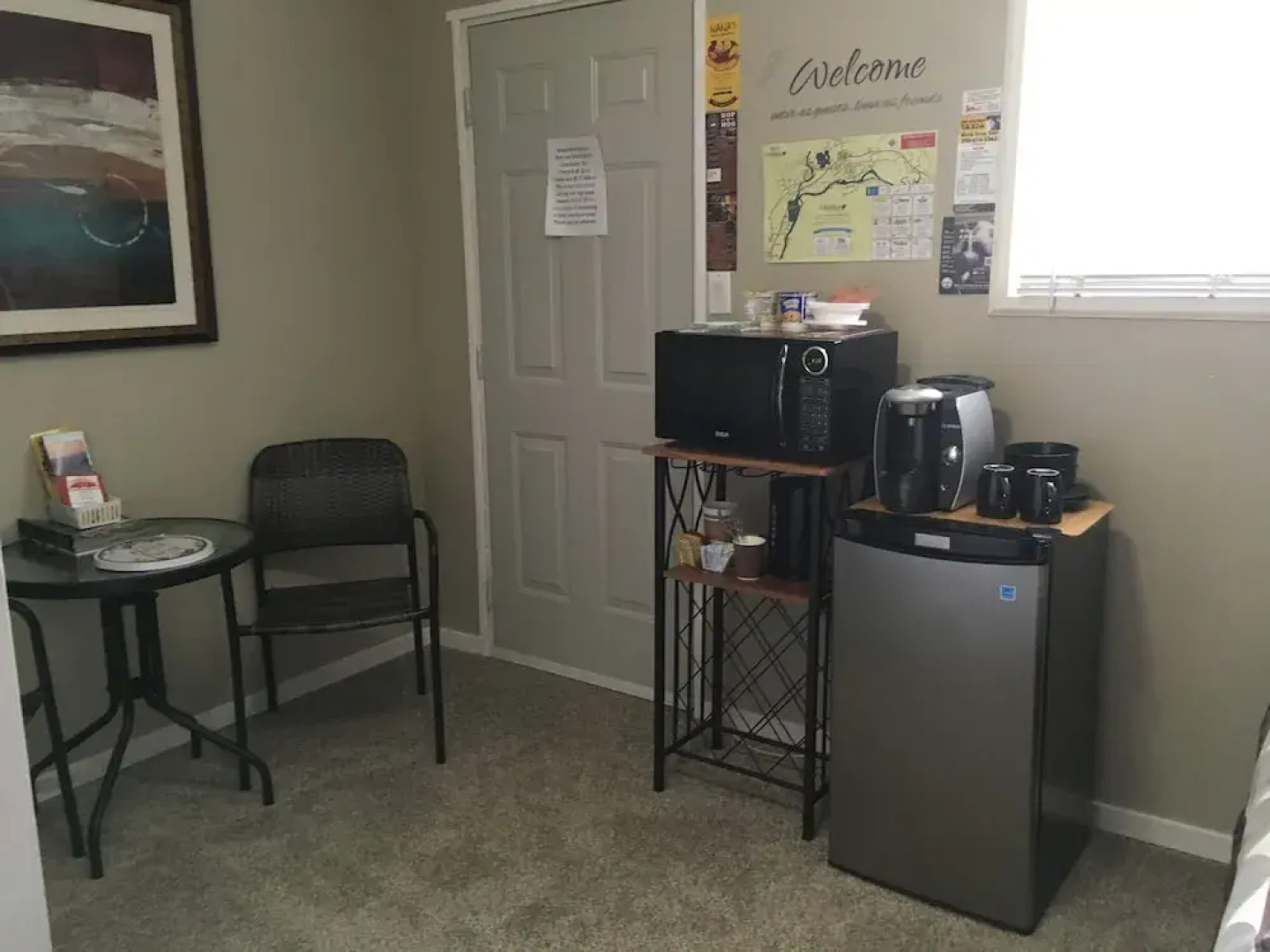 Nana's Nest And Breakfast