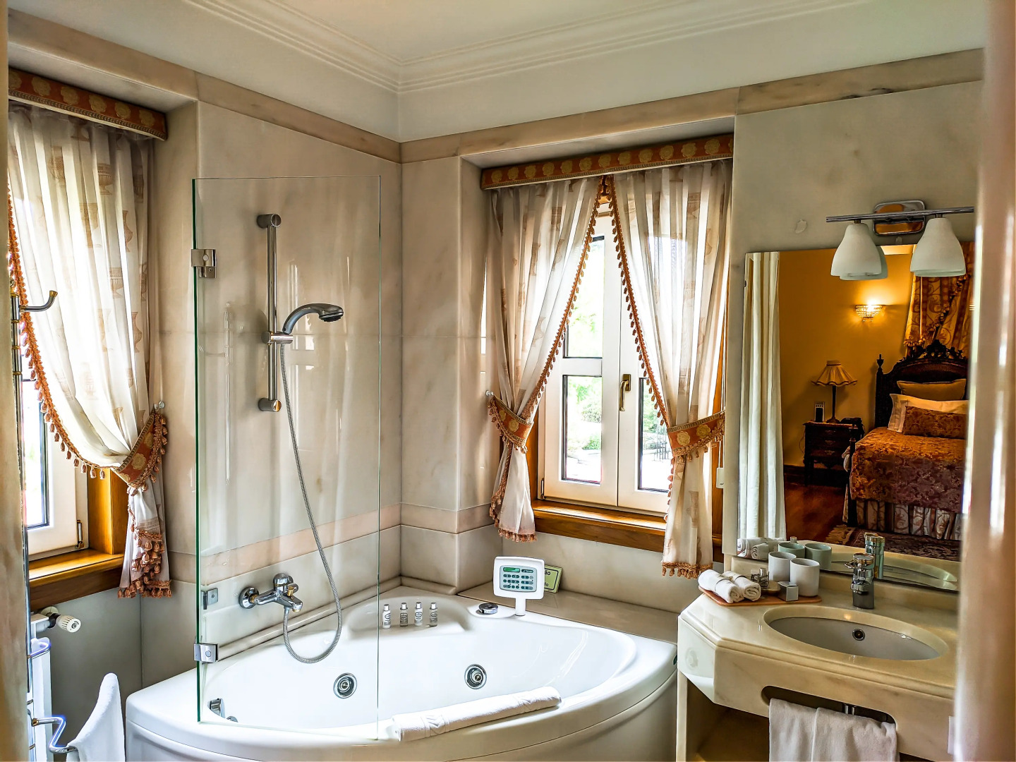 Sintra Marmòris Palace