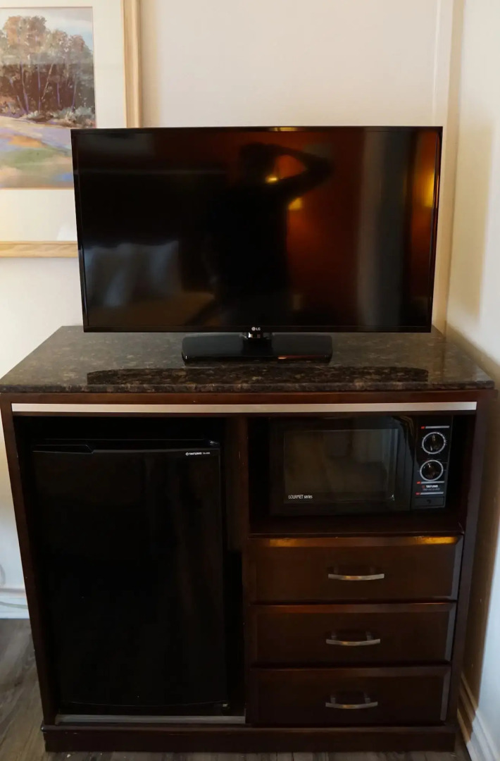 Redondo Inn and Suites