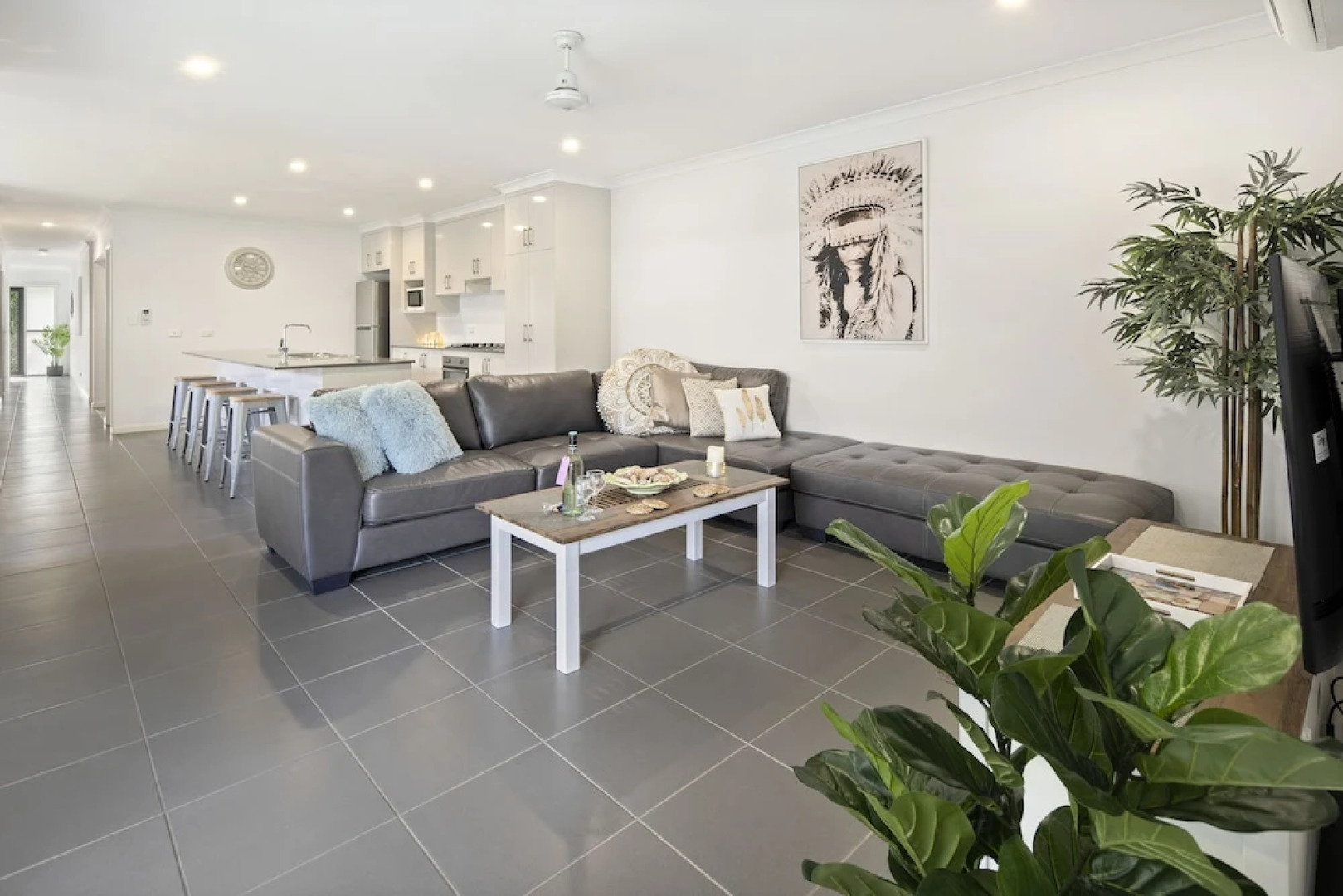 Whitsundays Paradise by the Port