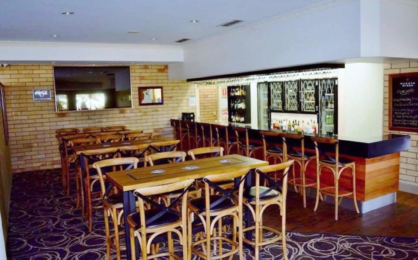 The Western Heritage Motor Inn