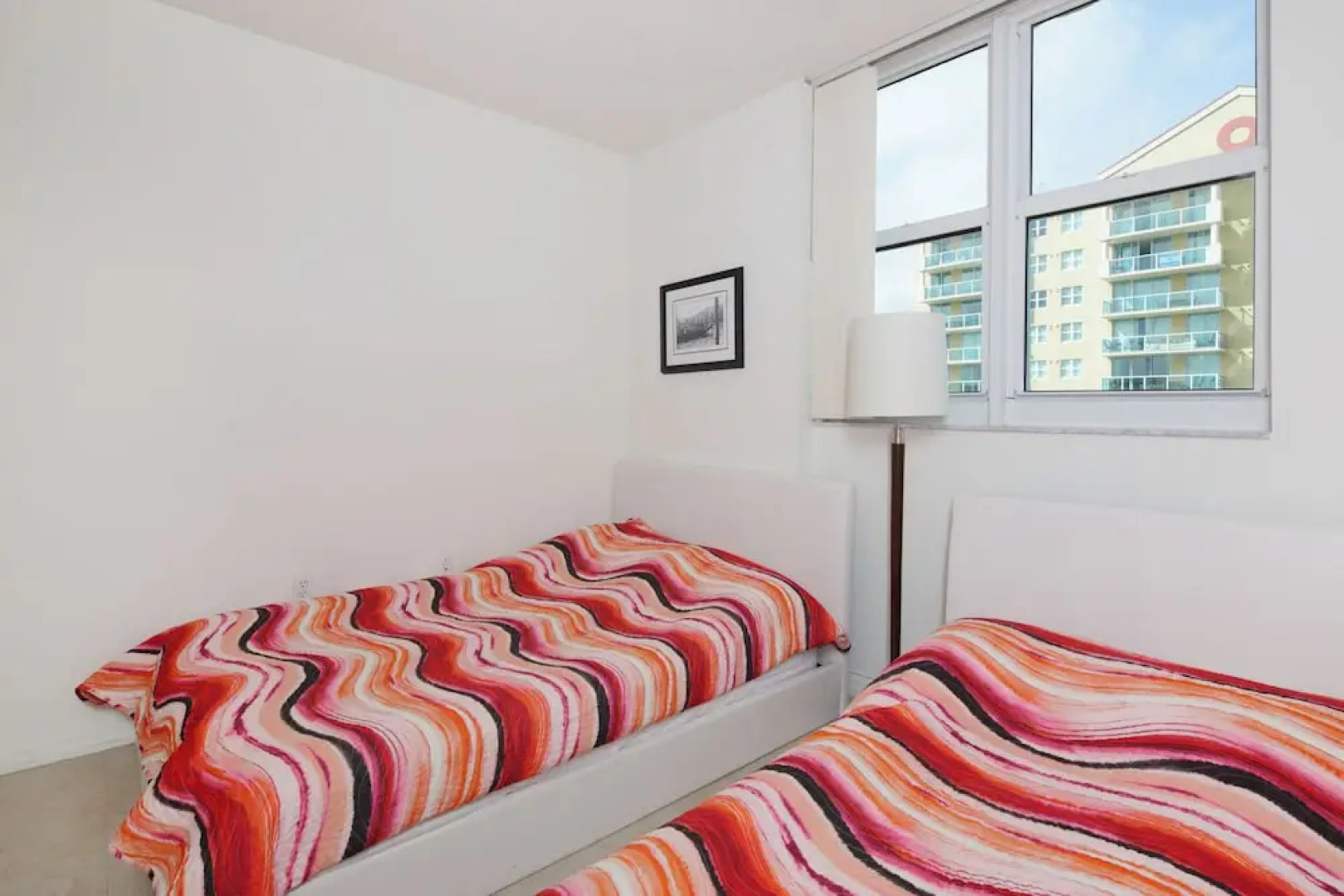 Luxury Apartments At Intracoastal