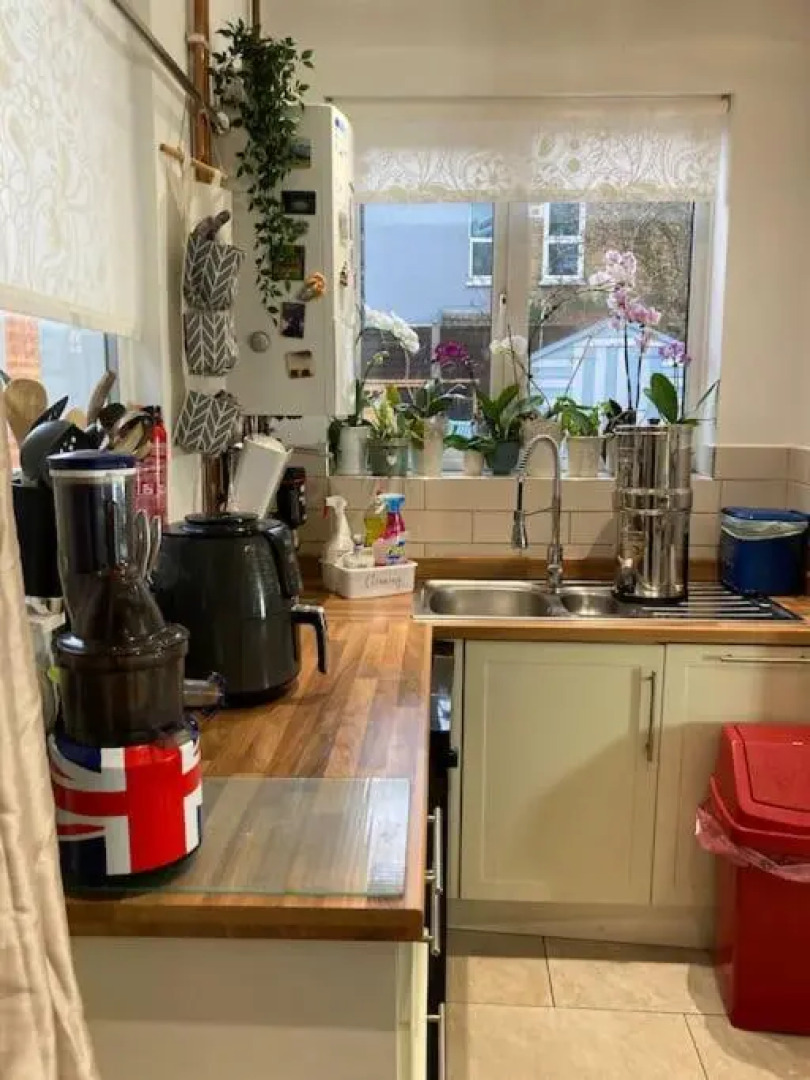 Cheerful Town House with Infared Sauna by the sea